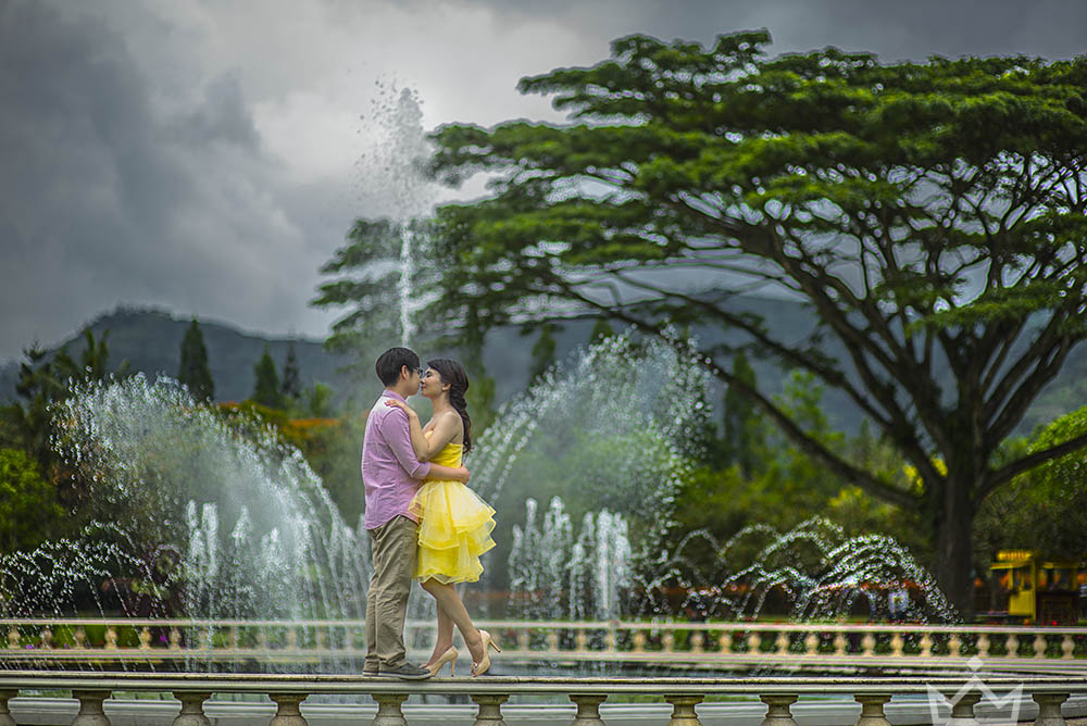 Flower Garden Prewedding Photo